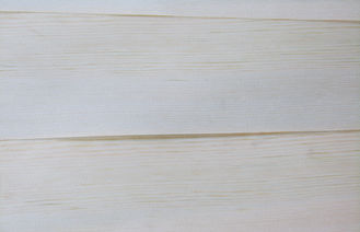 정밀한 통직 목리를 가진 베니어 0.45 mm 노란 소나무 내무반 커트