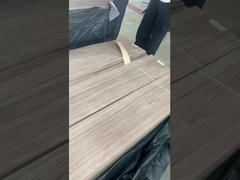 호두나무 크라운 컷 베니어 AAA 등급