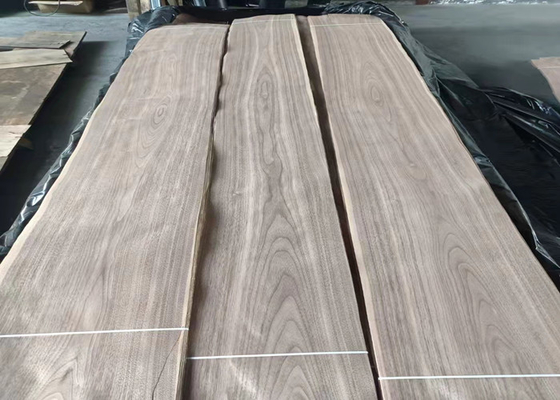 합판을 위한 두께 0.45 밀리미터 플랫 컷 호두나무 목재 베니어 시트